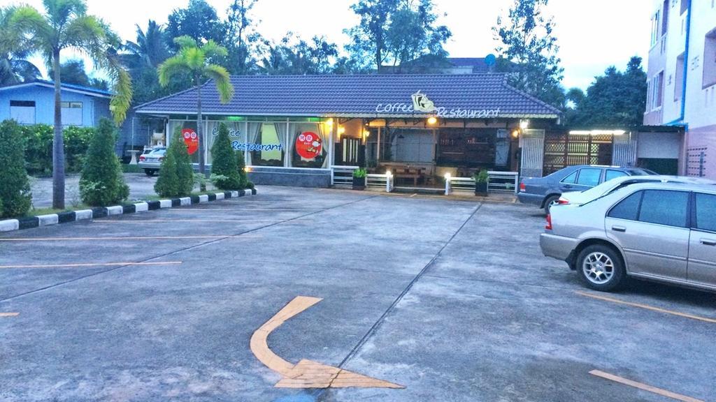 Chumphon Travelodge Exteriör bild
