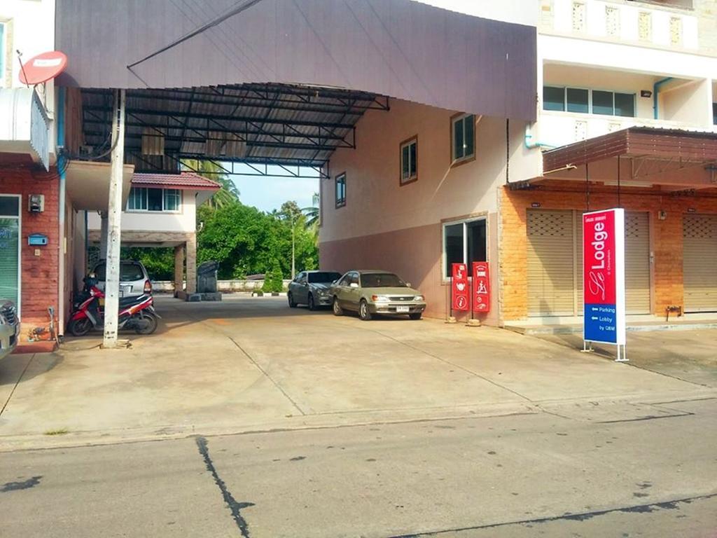 Chumphon Travelodge Exteriör bild