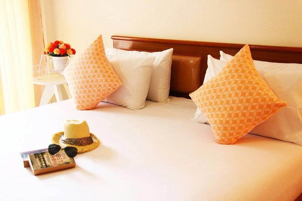 Chumphon Travelodge Exteriör bild