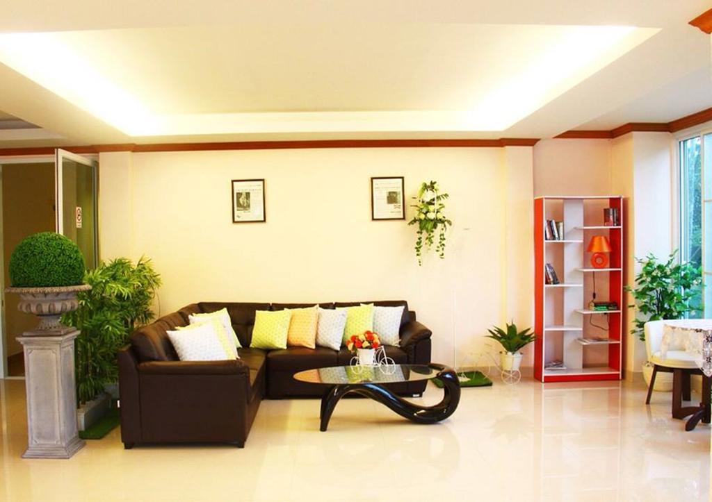 Chumphon Travelodge Exteriör bild