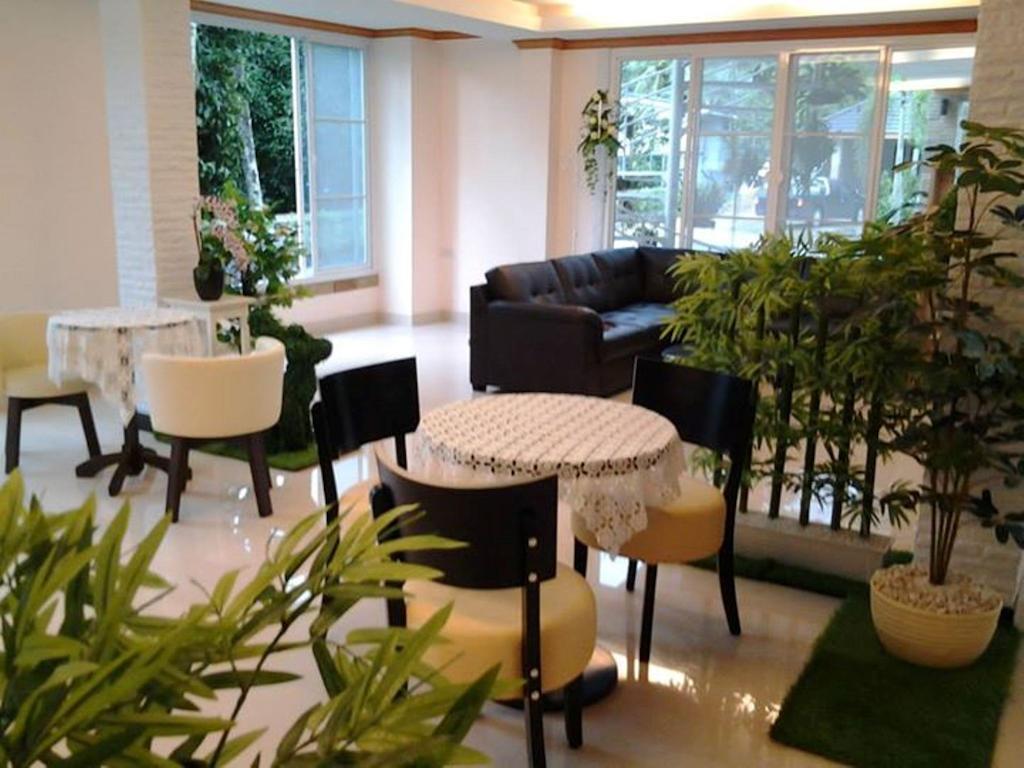 Chumphon Travelodge Exteriör bild