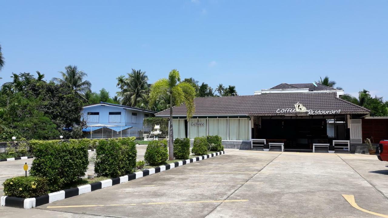 Chumphon Travelodge Exteriör bild